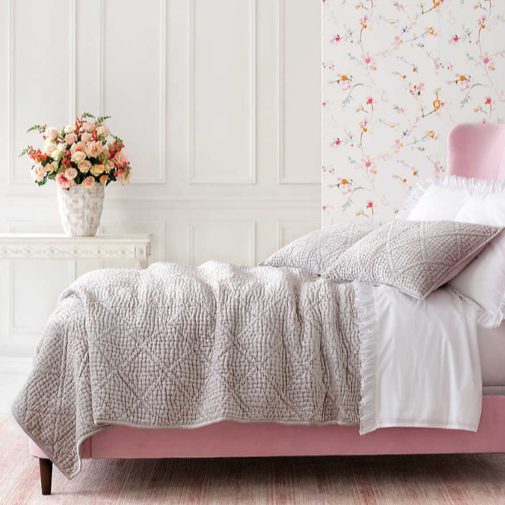 Parisienne Velvet Quilt