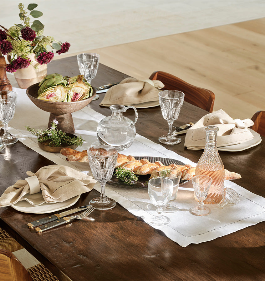 Gather Around the Table: Creating Memories with Fall Tablescapes