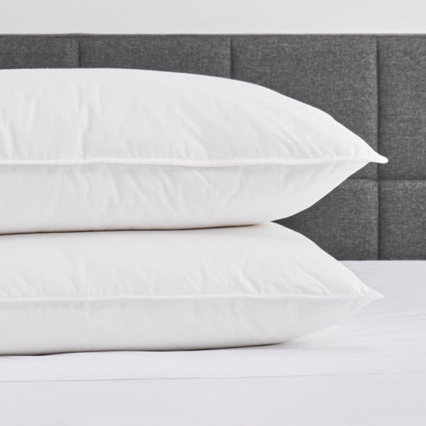 Les Essentiels Natural Cloud Pillow