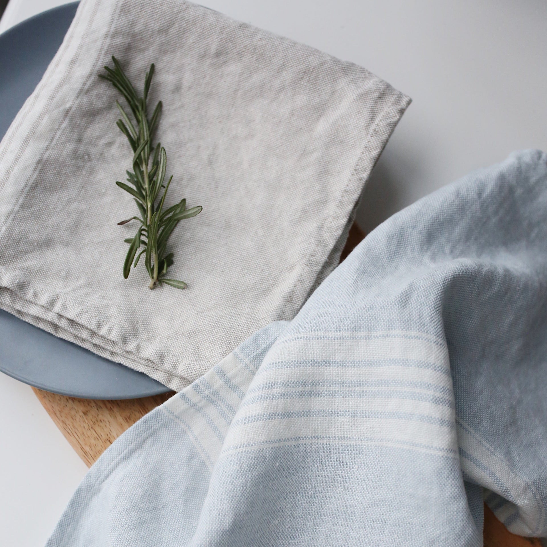 Maison Linen Tablecloth