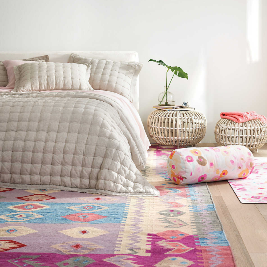 Lush Linen Puff